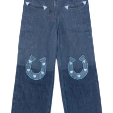 Джинсы с аппликацией