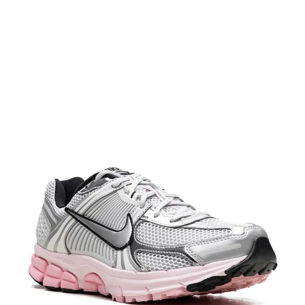 Кроссовки Zoom Vomero 5 Pink