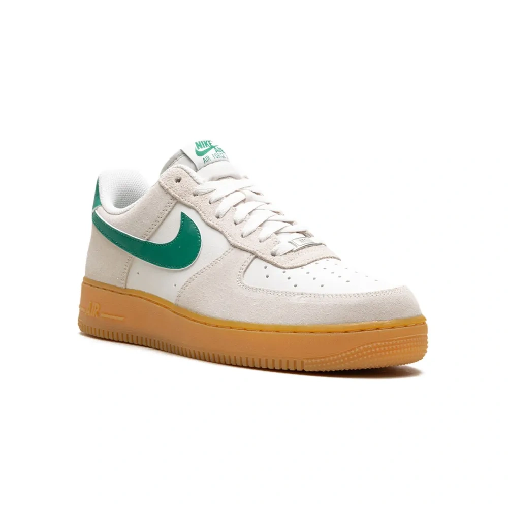 Кроссовки Air Force 1 '07 LV8