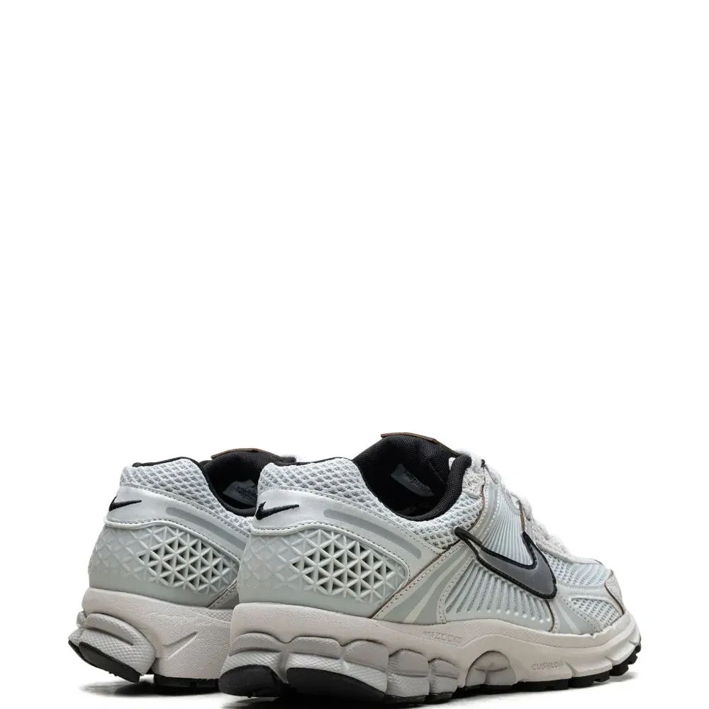 Кроссовки Zoom Vomero 5 Light Silver/Chrome Кроссовки Zoom Vomero 5 Light Silver/Chrome