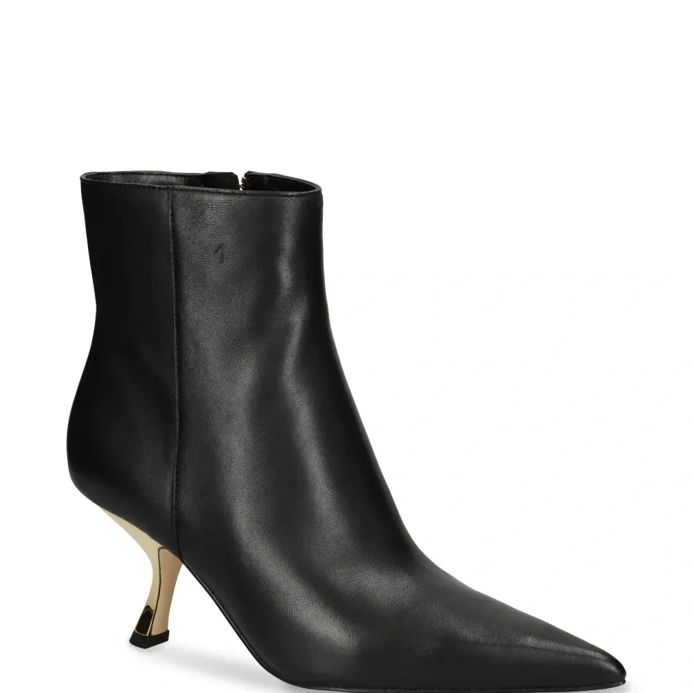 Ботильоны с закругленным носком Ботильоны с закругленным носком