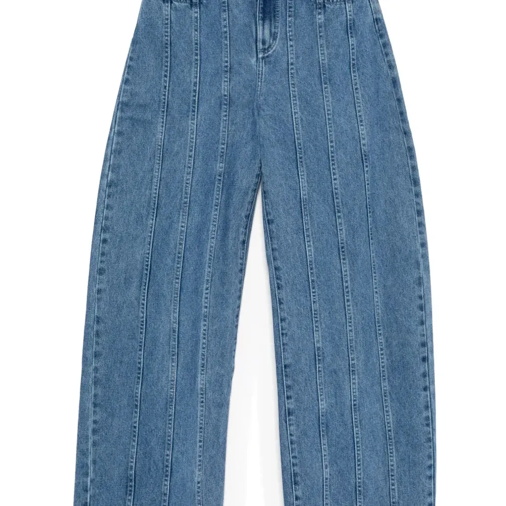 Джинсы бойфренды