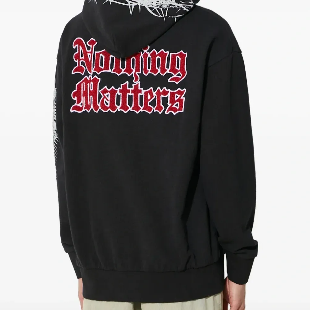 Худи с вышивкой