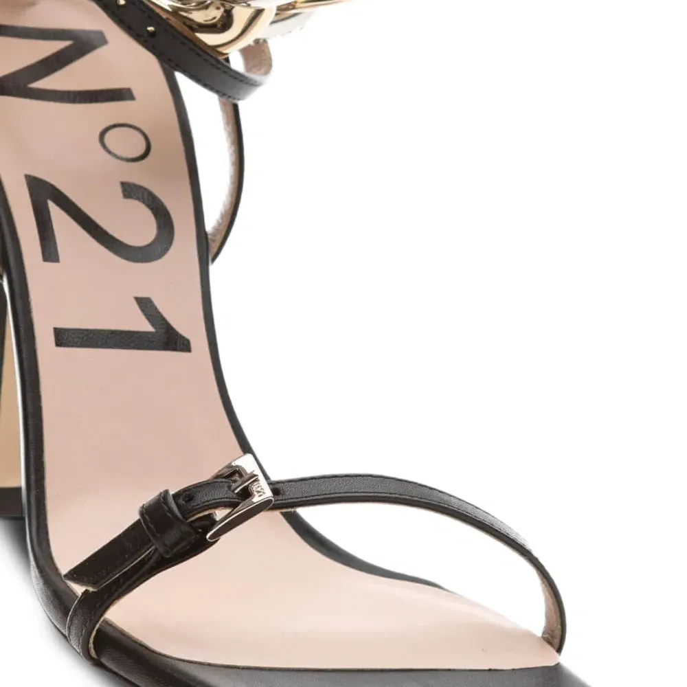 Босоножки на каблуке Босоножки на каблуке