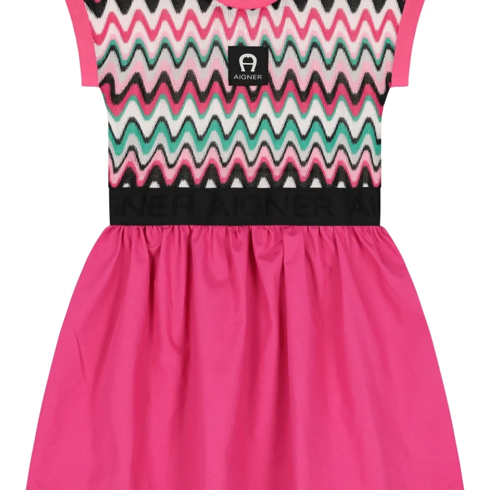 Кружевное платье с нашивкой-логотипом