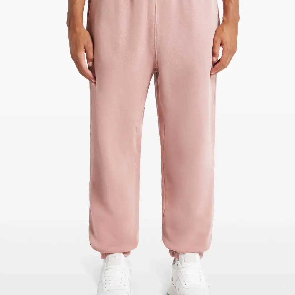 Спортивные брюки