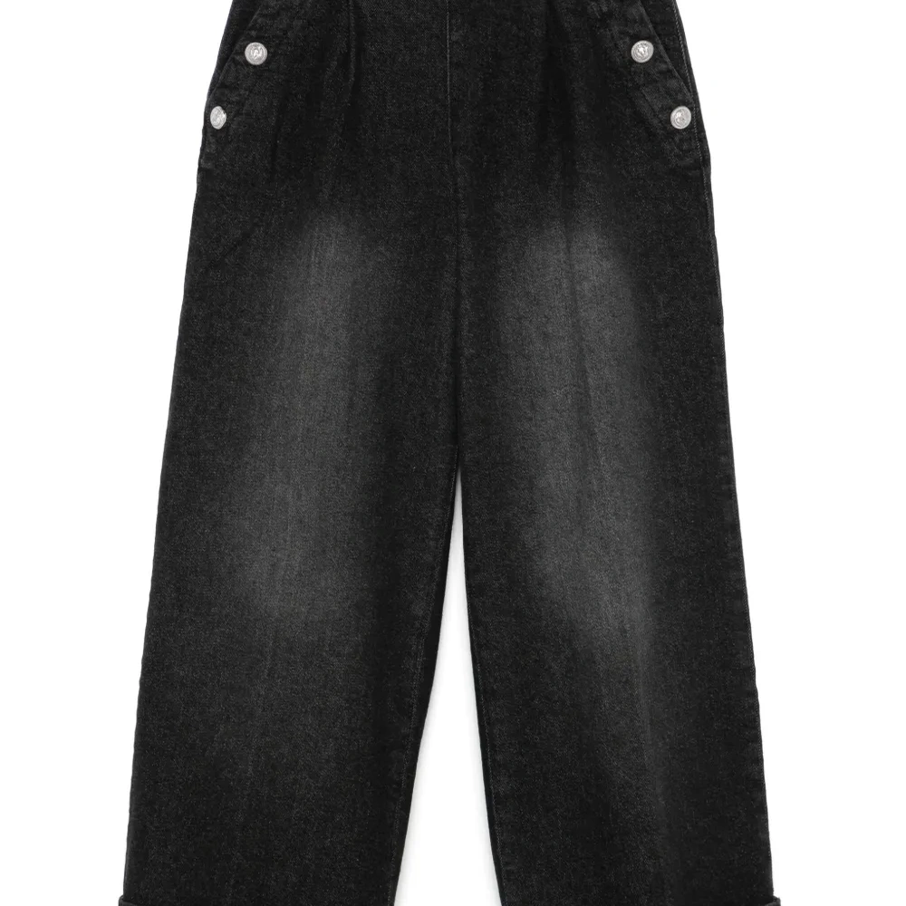 Широкие джинсы