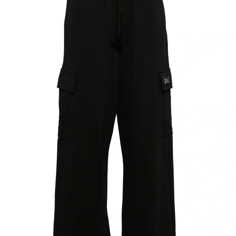 Спортивные брюки карго с нашивкой-логотипом