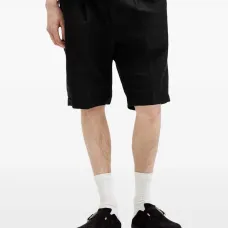 Шорты со складками спереди