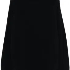 Свитер с высоким воротником