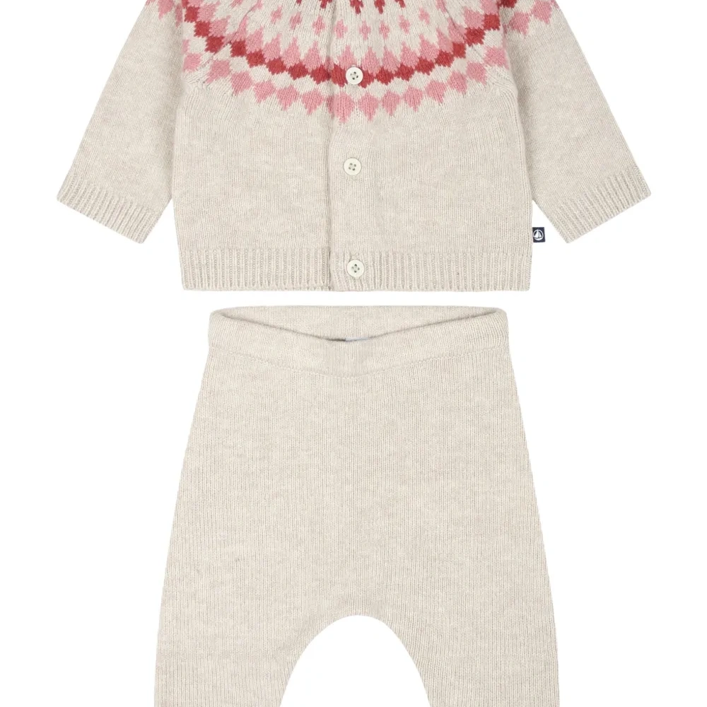 трикотажный комплект из топа и брюк