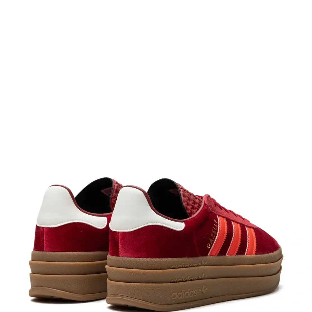 Кроссовки Gazelle Bold Velvet Pack - Victory Red/Bright Red/Off White Кроссовки Gazelle Bold Velvet Pack - Victory Red/Bright Red/Off White