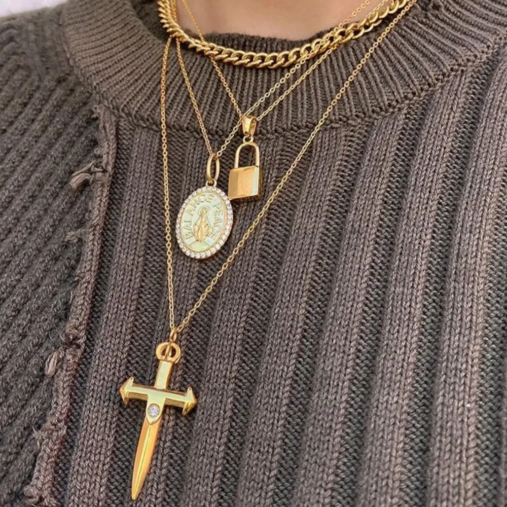 Колье Skyfall Sword