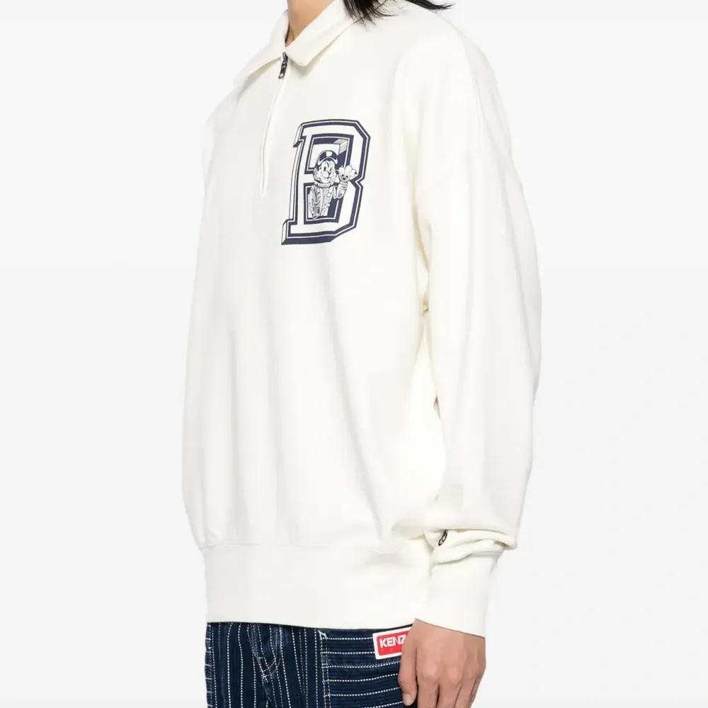 Толстовка с логотипом Толстовка с логотипом