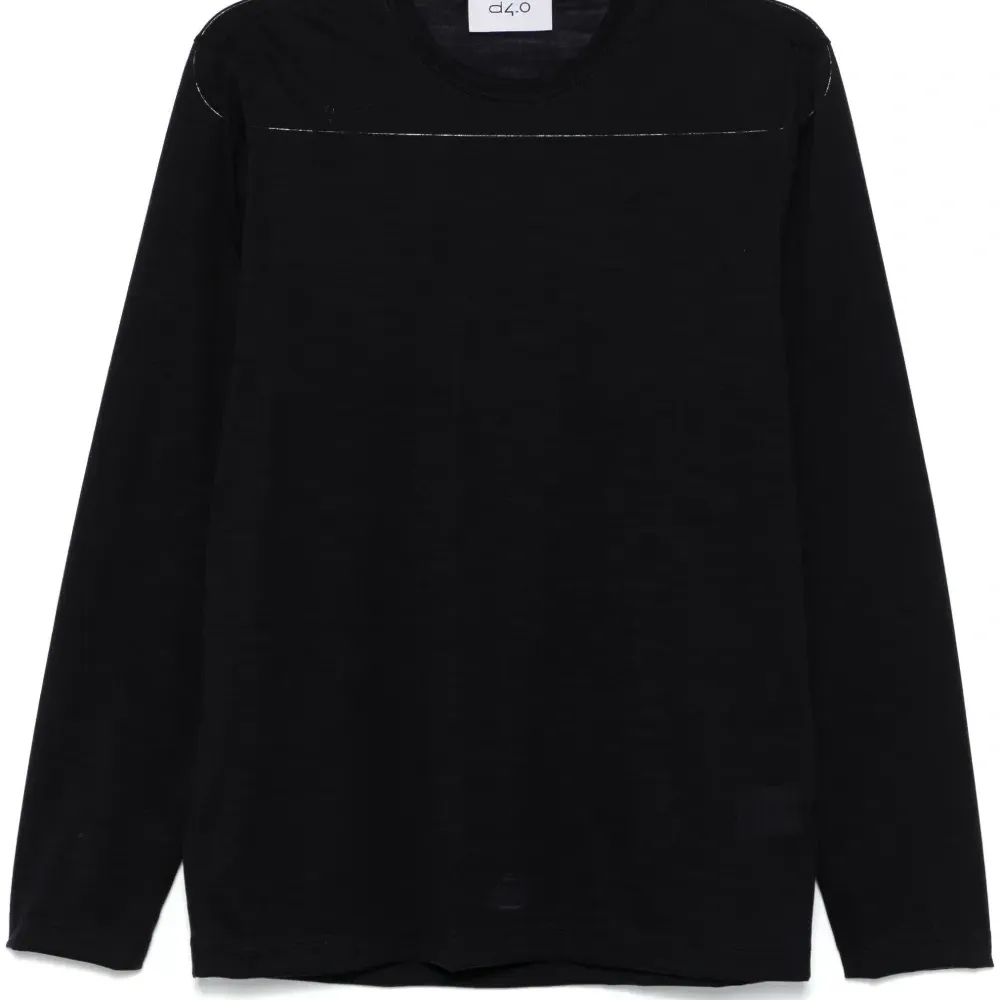 Легкая футболка