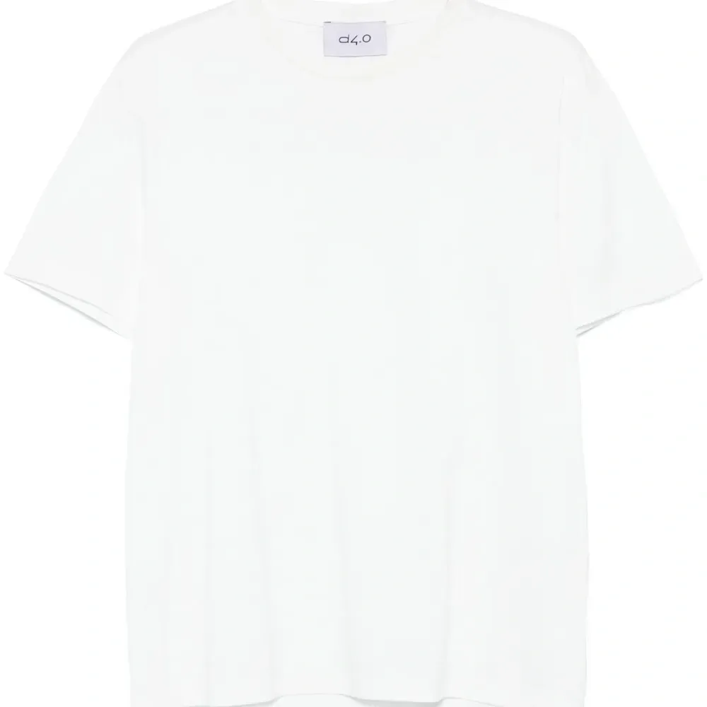 Футболка с круглым вырезом