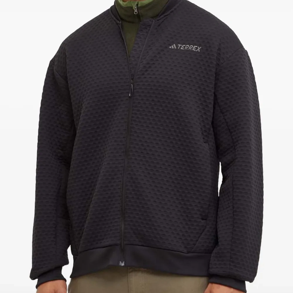 Стёганая куртка на молнии Стёганая куртка на молнии