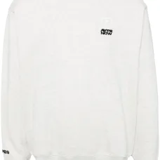 Толстовка с нашивкой-логотипом