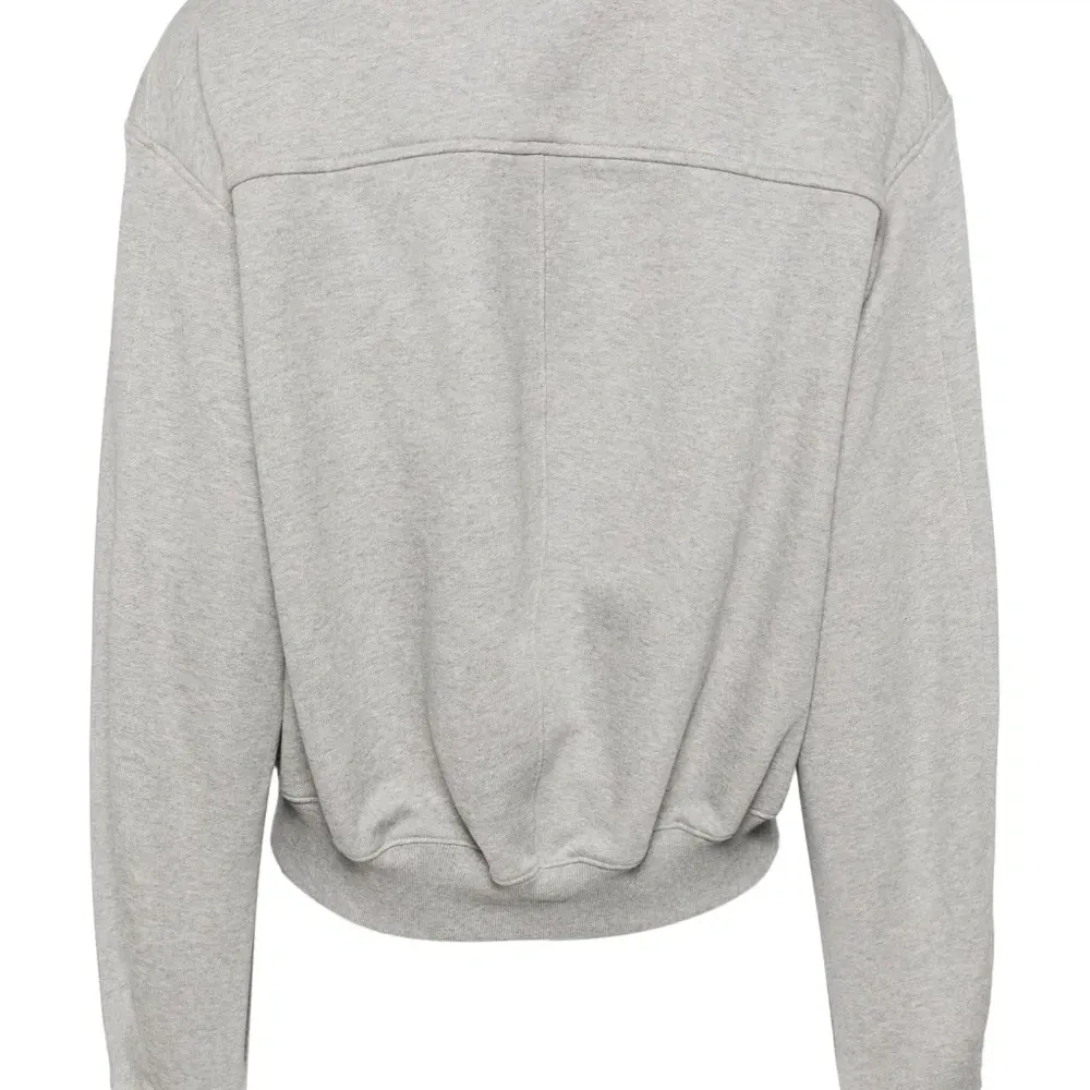 Толстовка с капюшоном и логотипом