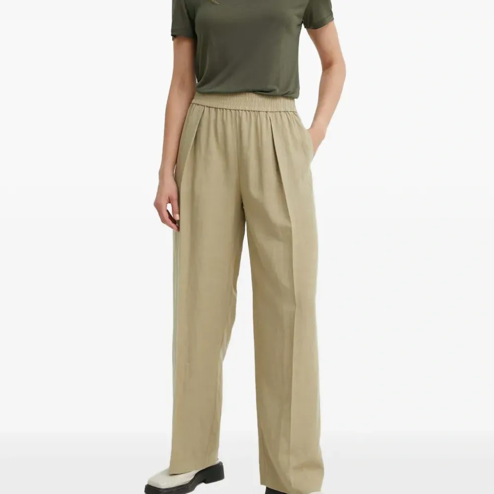 Плиссированные брюки SAJULIA