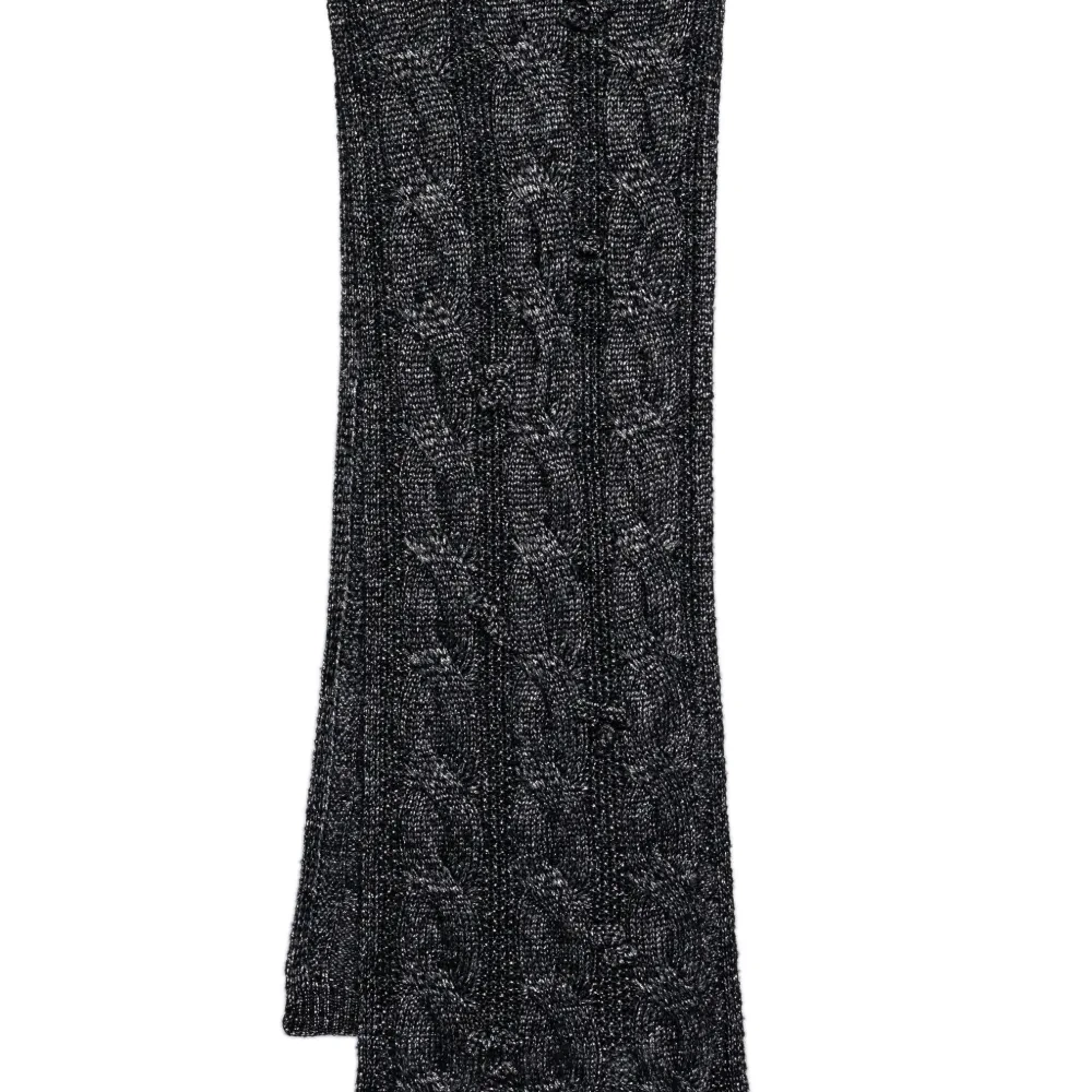 Шарф фактурной вязки из коллаборации с Suii