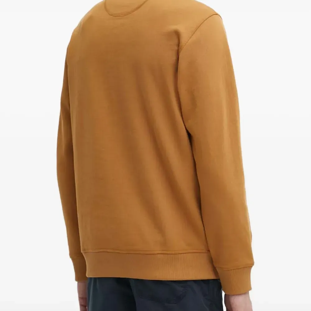 Толстовка с круглым вырезом