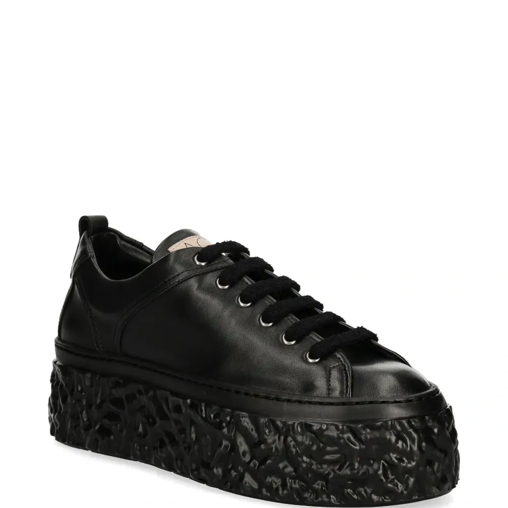 Кроссовки Magma