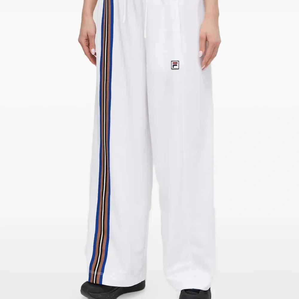 Брюки в полоску