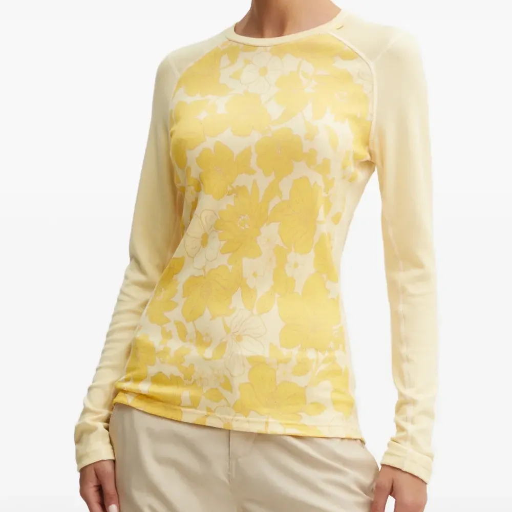 Базовый топ с цветочным принтом и круглым вырезом