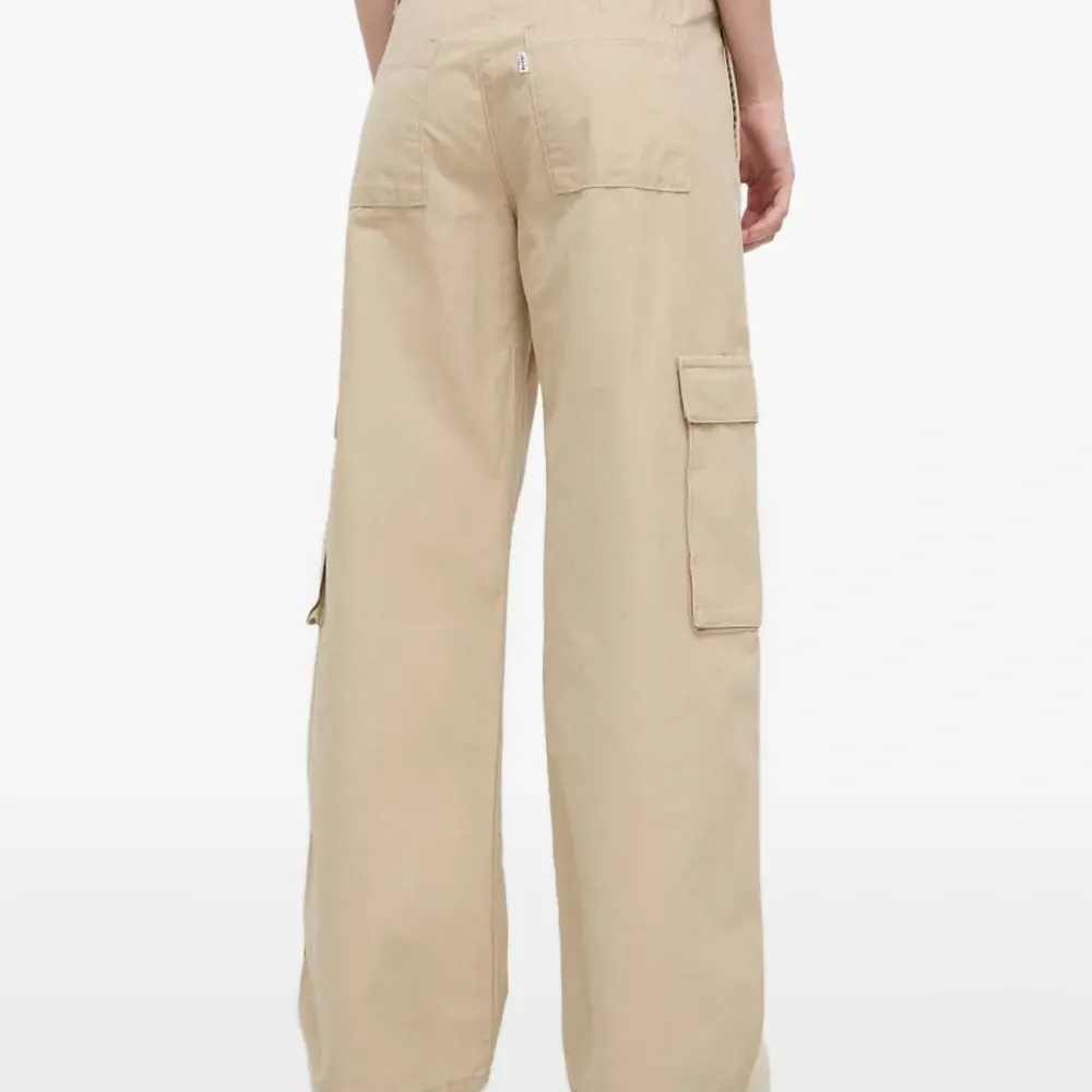 Брюки карго свободного кроя