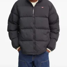 Пуховик на молнии