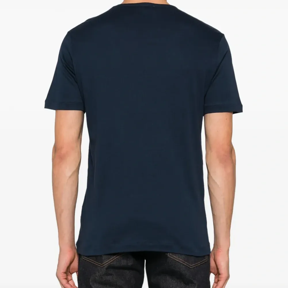 Футболка с круглым вырезом Футболка с круглым вырезом