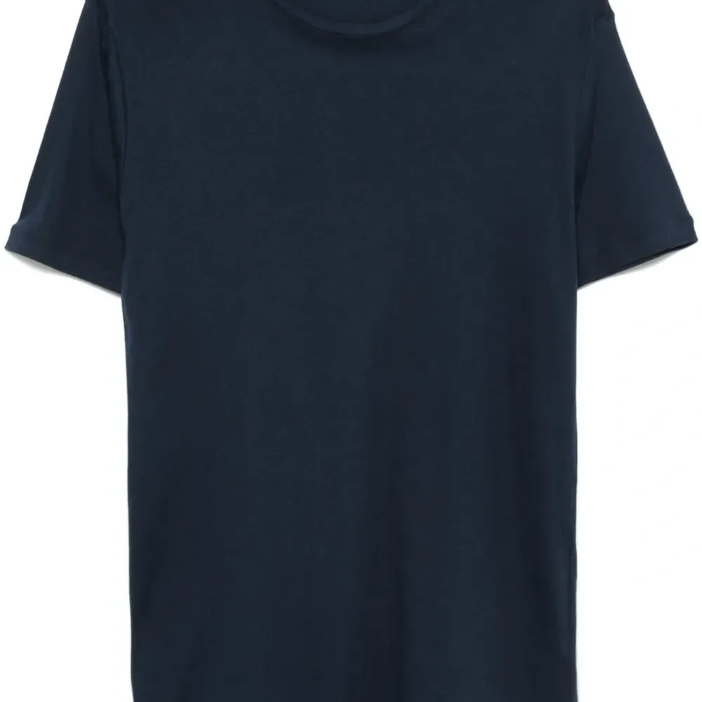 Футболка с круглым вырезом