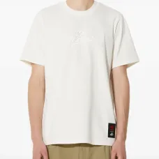 Футболка с вышивкой