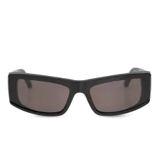 Солнцезащитные очки с логотипом