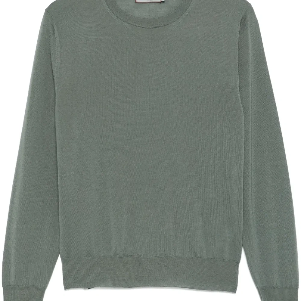 Свитер из шерсти мериноса