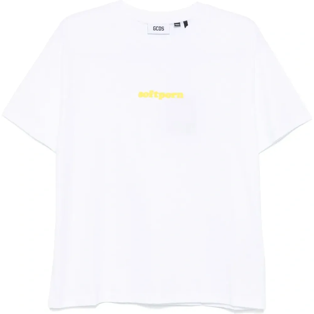 Футболка с вышивкой