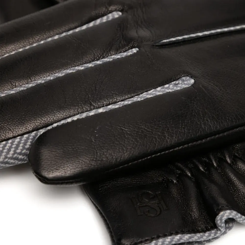 Перчатки с узором в елочку