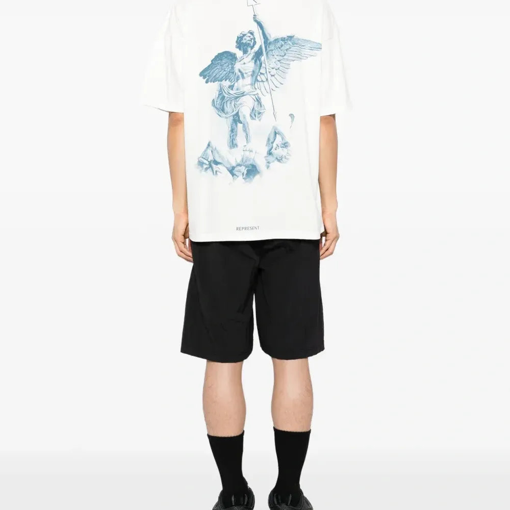 Футболка Represent St Michael