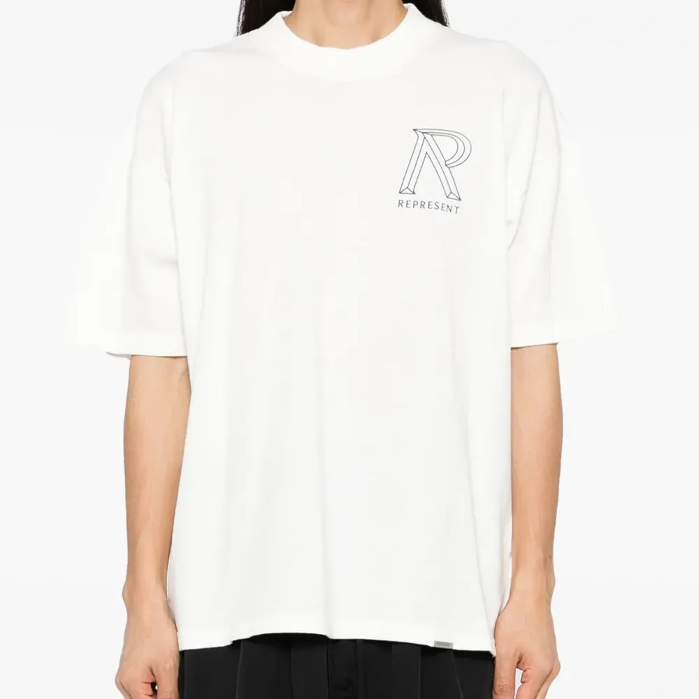 Футболка Represent St Michael