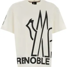 Футболка с логотипом