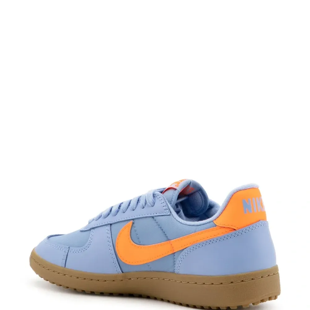 Кроссовки Field General '82