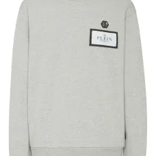 Толстовка с аппликацией