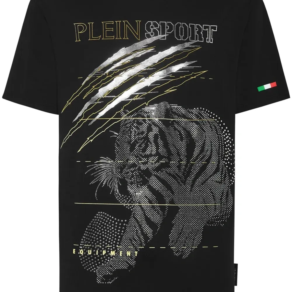 Футболка с вышивкой Tiger Футболка с вышивкой Tiger