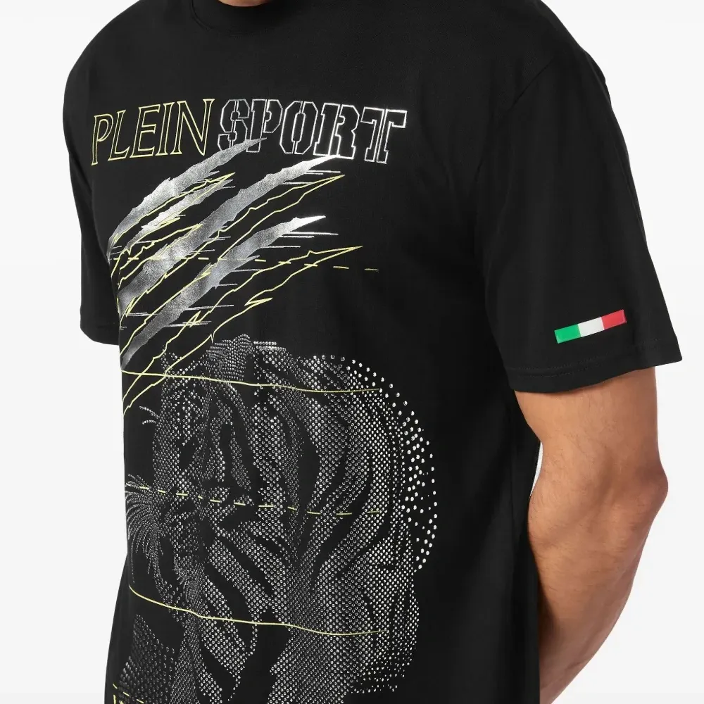 Футболка с вышивкой Tiger Футболка с вышивкой Tiger