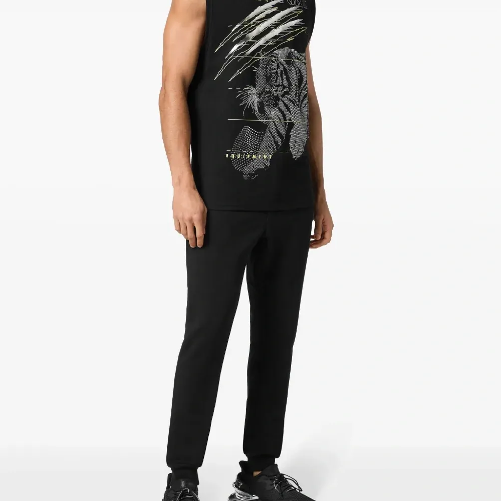 Топ с принтом