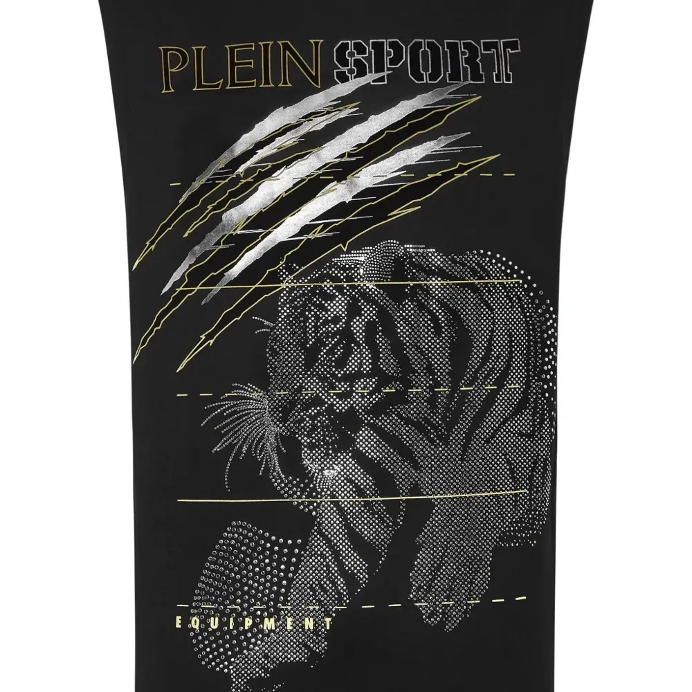 Топ с принтом