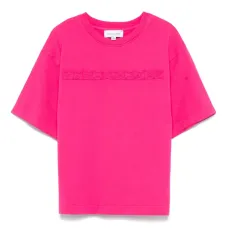 Футболка с нашивкой-логотипом