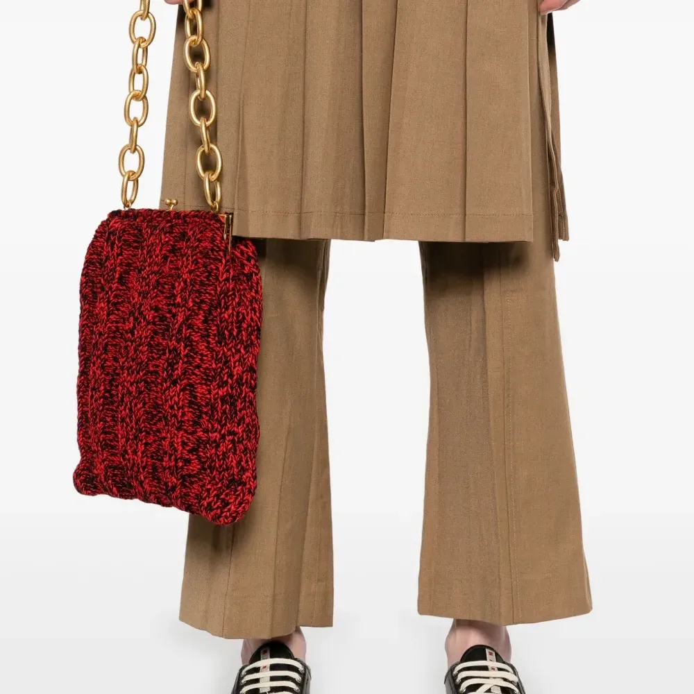 Брюки со складками