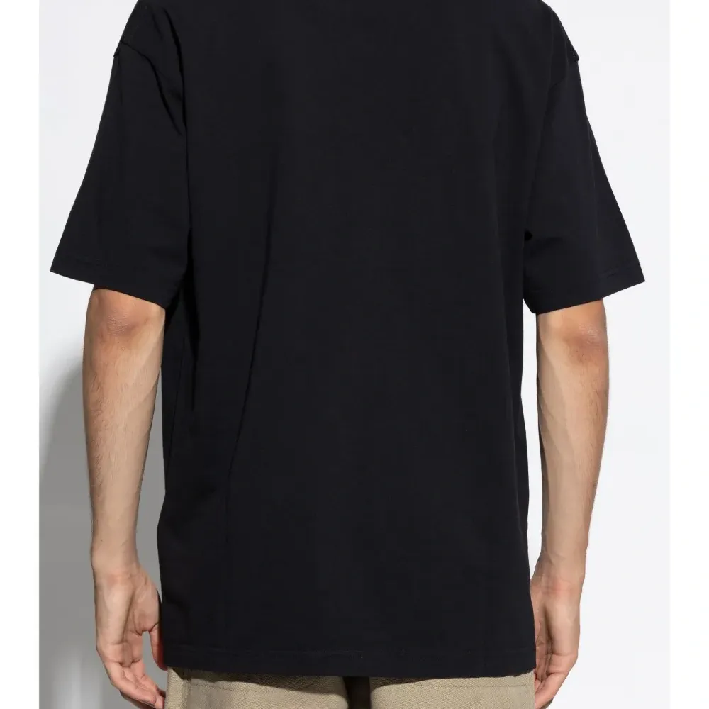 Футболка с логотипом